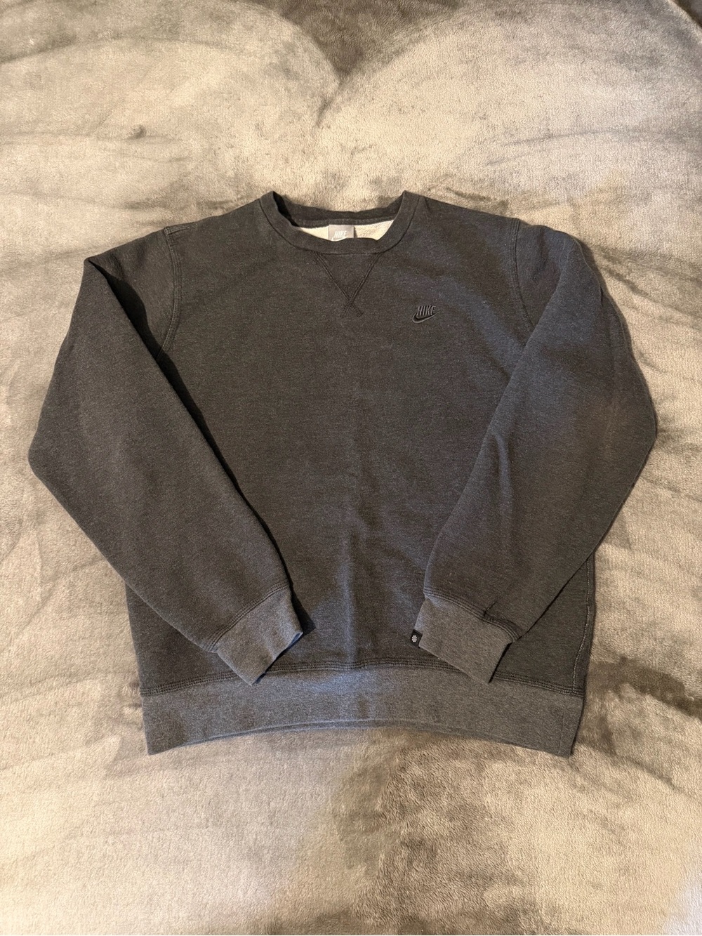 Nike crewneck